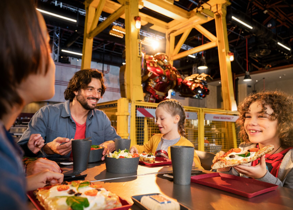 Tous les menus enfants dans les restaurants de Disneyland Paris : prix et&nbsp;conseils