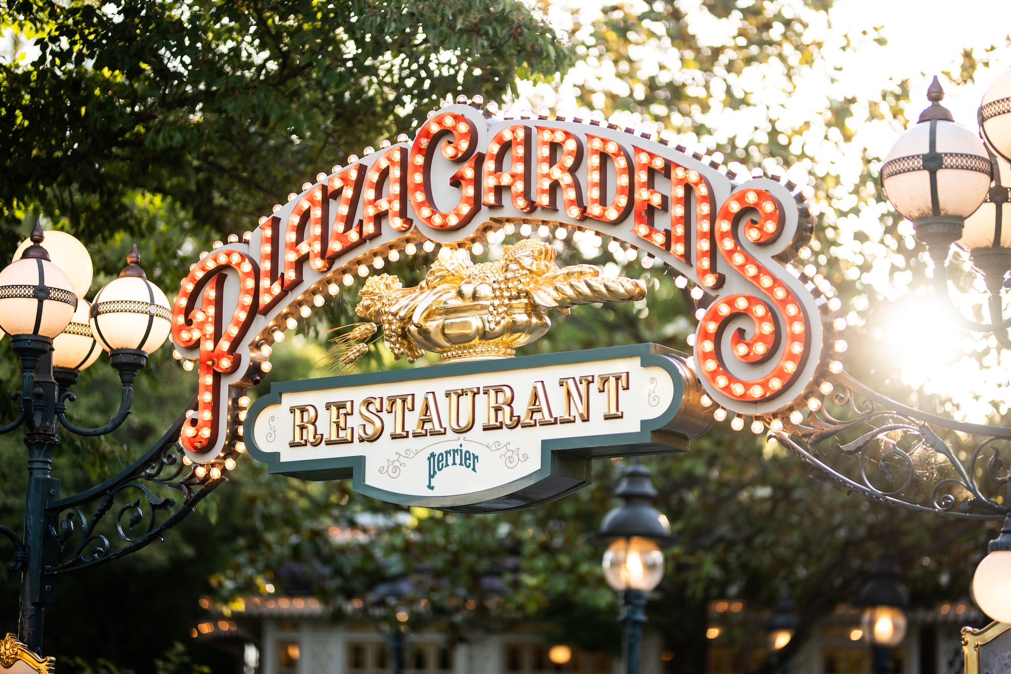Plaza Gardens Restaurant : une grande rénovation magique au cœur de Disneyland Paris !