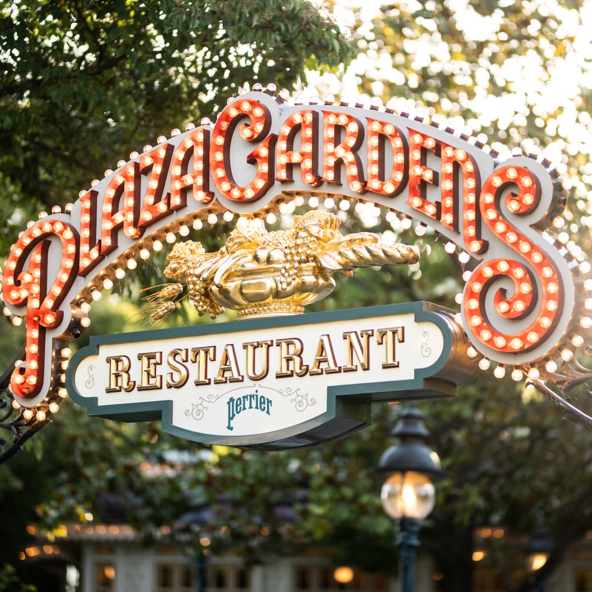 Plaza Gardens Restaurant : une grande rénovation magique au cœur de Disneyland Paris&nbsp;!
